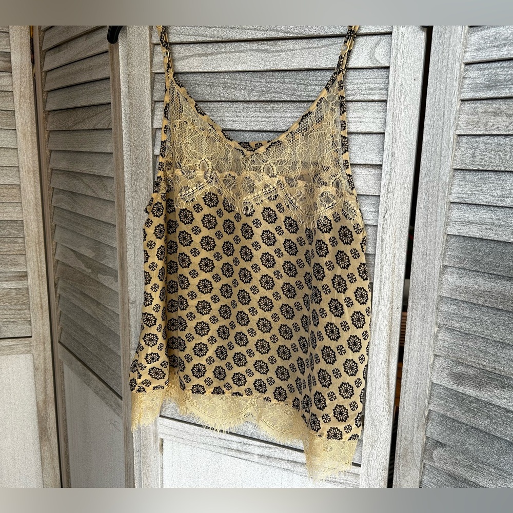 Black & Tan Cami Boho Top with Lace Trim Woman’s Size Small Juniors